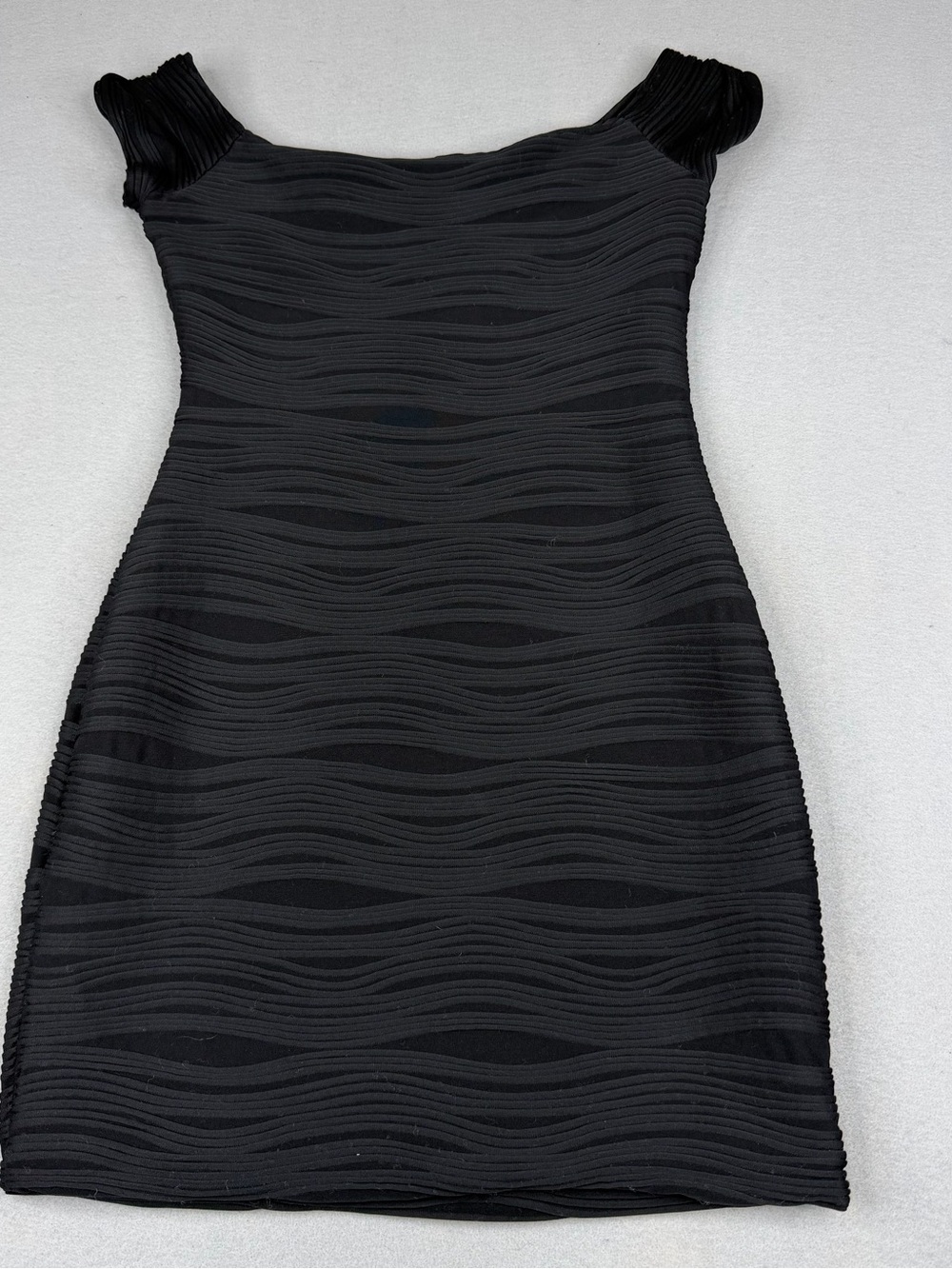 Wet Seal Black Textured Bodycon Mini Dress Y2K Club Stretch Medium